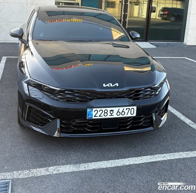 Kia K5 3 2.0 — миниатюра 1