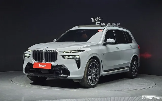 BMW X7 (G07) xDrive 40i M 7 — миниатюра 1