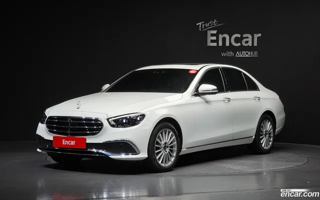 Mercedes-Benz E-Class (W213) E220d 4MATIC — миниатюра 1