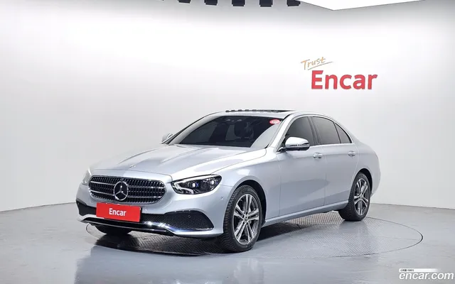 Mercedes-Benz E-Class (W213) E350 4MATIC — миниатюра 1