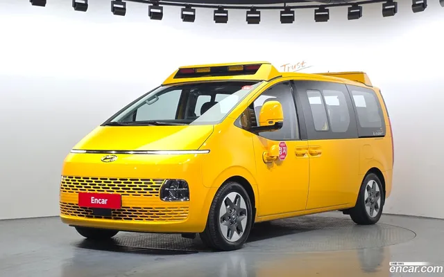 Hyundai Staria L3.5 — миниатюра 1