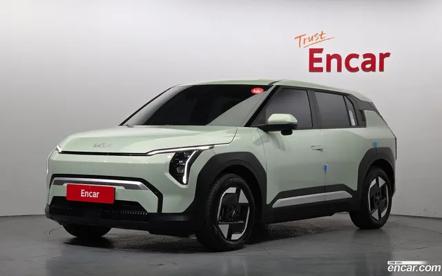 Kia EV3 2WD — миниатюра 1