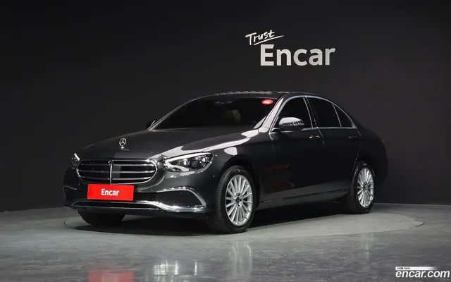 Mercedes-Benz E-Class (W213) E220d 4MATIC — миниатюра 1