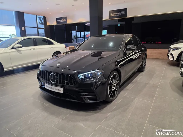 Mercedes-Benz E-Class (W213) E350 4MATIC AMG Line — миниатюра 1
