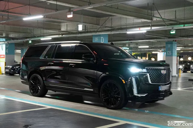 Cadillac 5 6.2 ESV — миниатюра 1