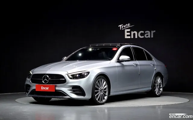 Mercedes-Benz E-Class (W213) E350 4MATIC AMG Line — миниатюра 1
