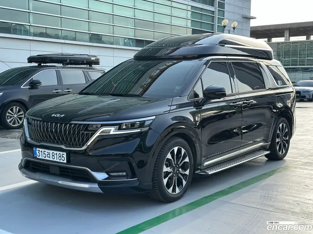 Kia Carnival 9 () — миниатюра 1