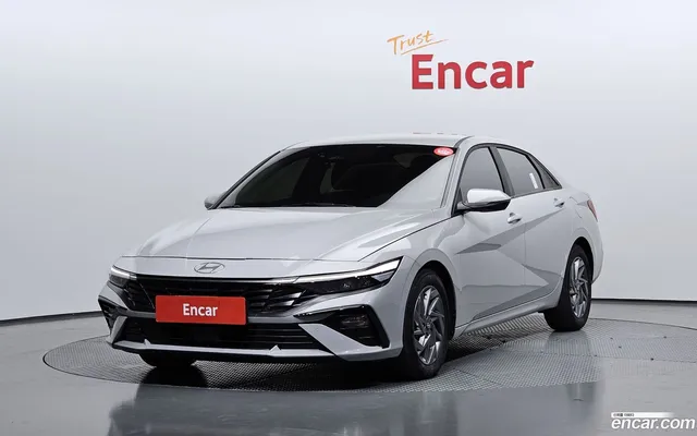 Hyundai Avante CN7 Hybrid — миниатюра 1