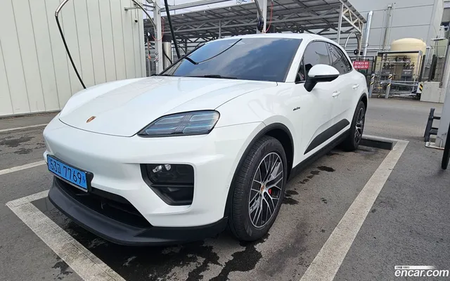 Porsche EV 4S — миниатюра 1