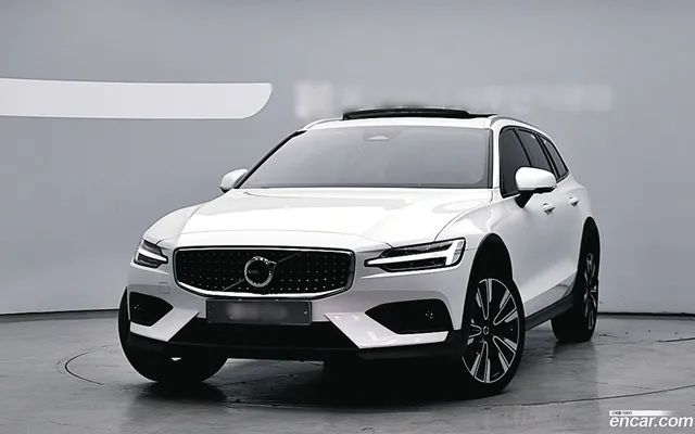 Volvo V60 2 B5 AWD — миниатюра 1