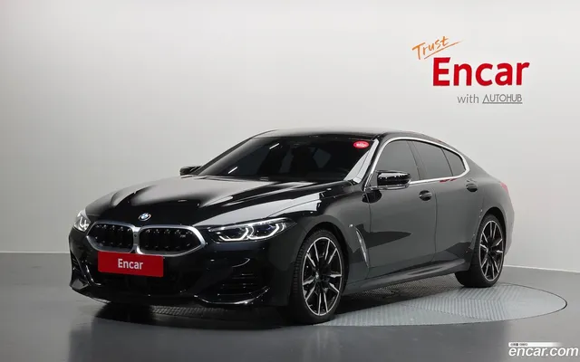 BMW 8 (G15) M850i xDrive — миниатюра 1