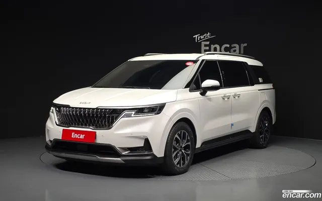 Kia Carnival 9 — миниатюра 1