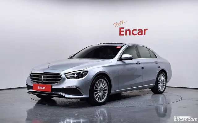 Mercedes-Benz E-Class (W213) E250 — миниатюра 1
