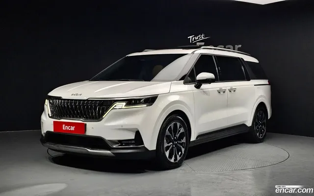 Kia Carnival 9 — миниатюра 1