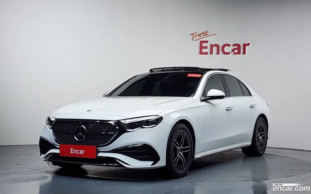 Mercedes-Benz E-Class (W214) E300 4MATIC AMG Line — миниатюра 1