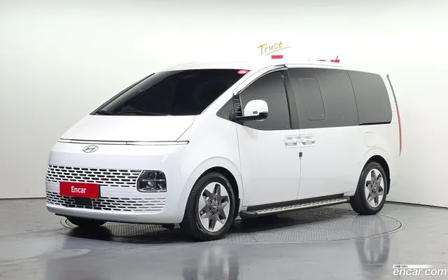 Hyundai Staria 4WD 9 — миниатюра 1