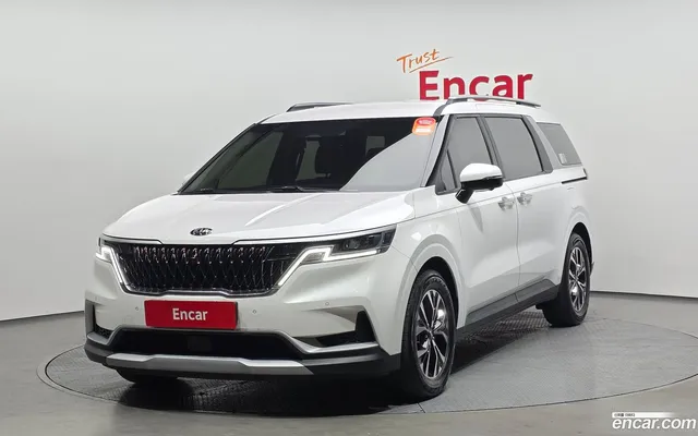 Kia Carnival 9 — миниатюра 1