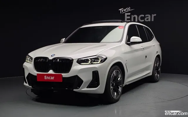 BMW iX3 M — миниатюра 1