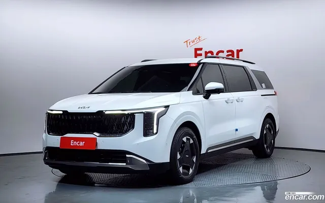 Kia Carnival HEV 9 — миниатюра 1