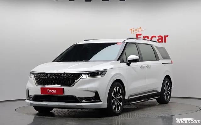 Kia Carnival 7 — миниатюра 1