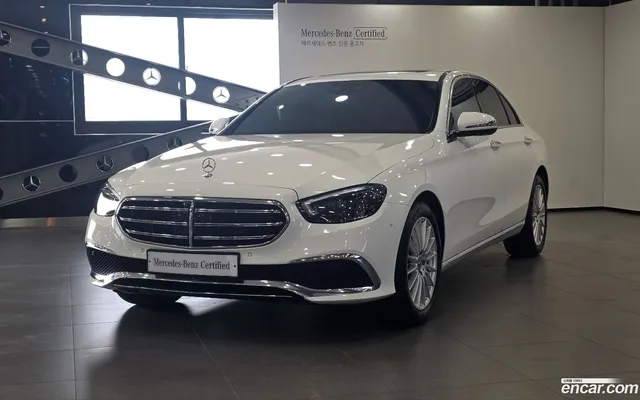 Mercedes-Benz E-Class (W213) E250 — миниатюра 1
