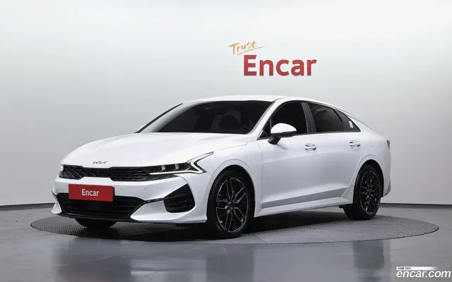 Kia K5 1.6 — миниатюра 1