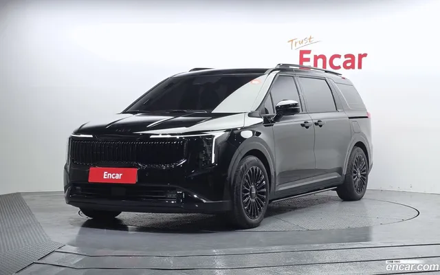 Kia Carnival 7 X Line — миниатюра 1