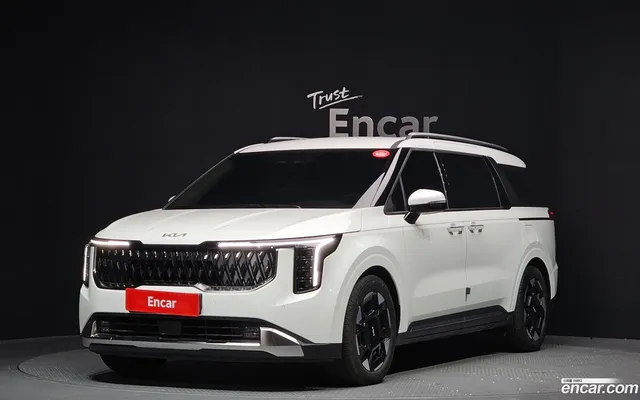 Kia Carnival 7 — миниатюра 1