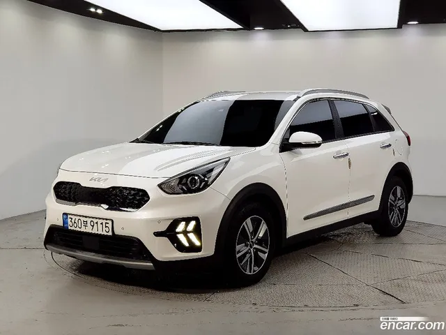 Kia Niro 1.6 HEV — миниатюра 1