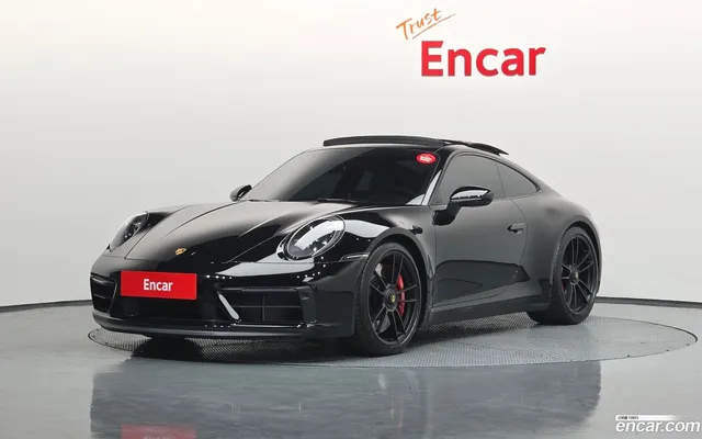 Porsche 911 (992) 4 GTS — миниатюра 1