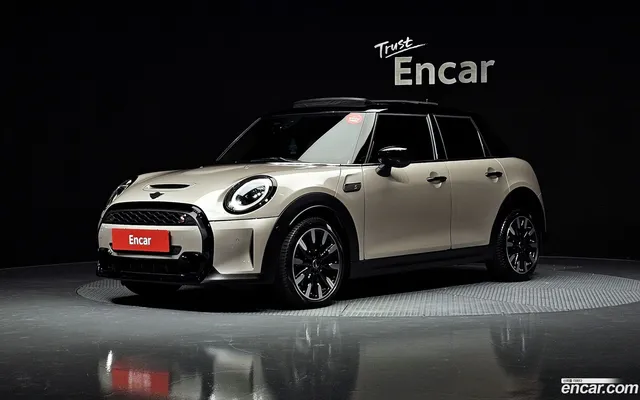 MINI Cooper S 5 — миниатюра 1