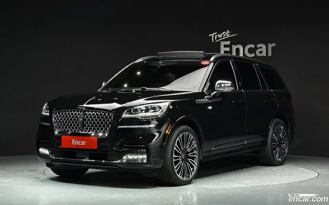 Lincoln Aviator 3.0 AWD — миниатюра 1