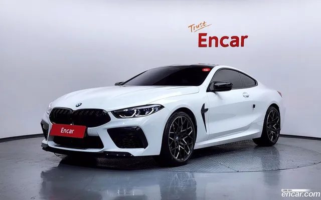 BMW M8 (G15) M8 — миниатюра 1