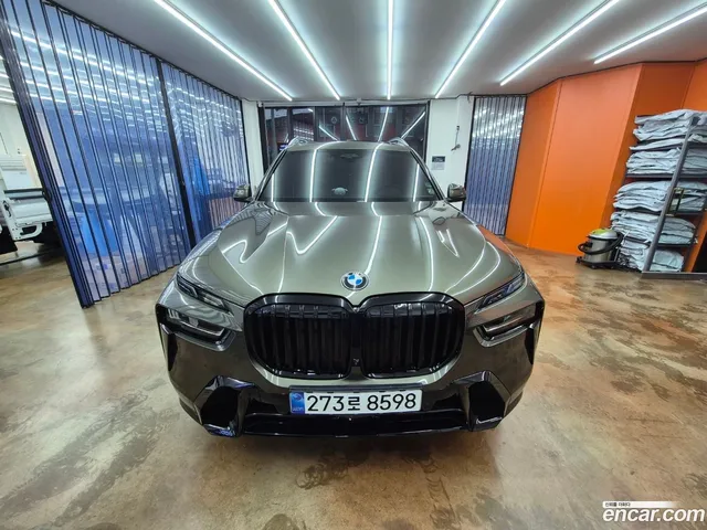 BMW X7 (G07) xDrive 40i M 7 — миниатюра 1