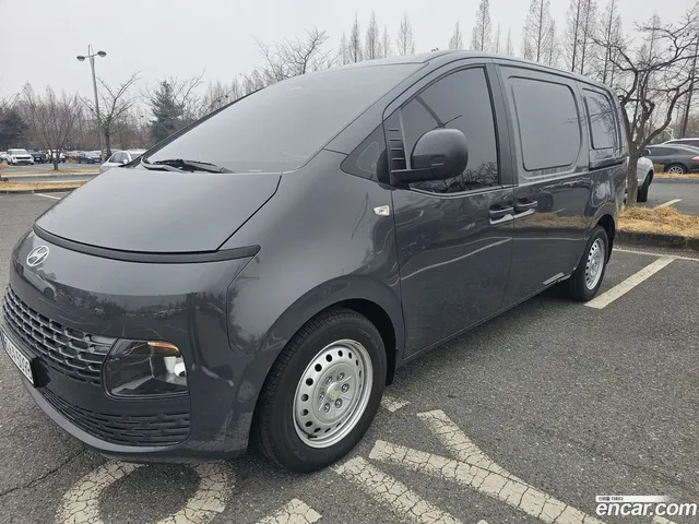 Hyundai Staria 3 — миниатюра 1