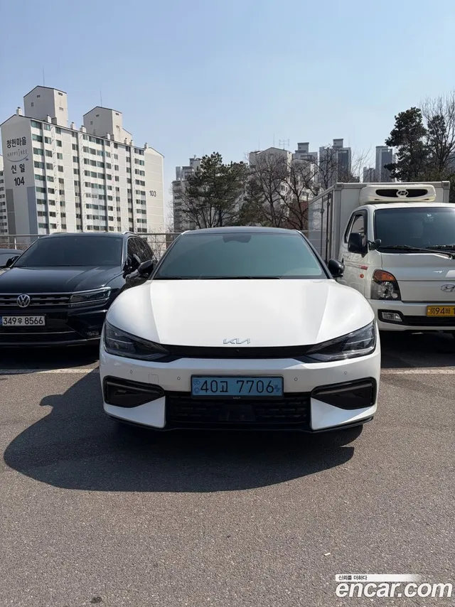 Kia EV6 4WD — миниатюра 1