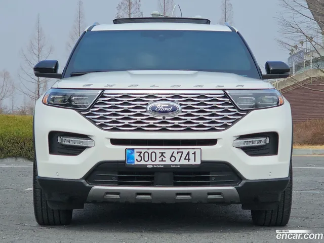 Ford Explorer 3.0 4WD — миниатюра 1