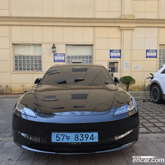 Tesla Model 3 RWD — миниатюра 1