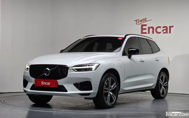 Volvo XC60 T8 R- — миниатюра 1