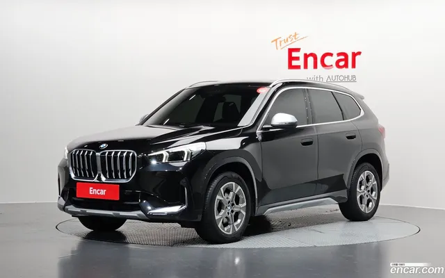 BMW X1 (U11) sDrive 20i xLine — миниатюра 1