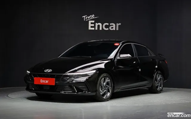 Hyundai Avante CN7 Hybrid — миниатюра 1