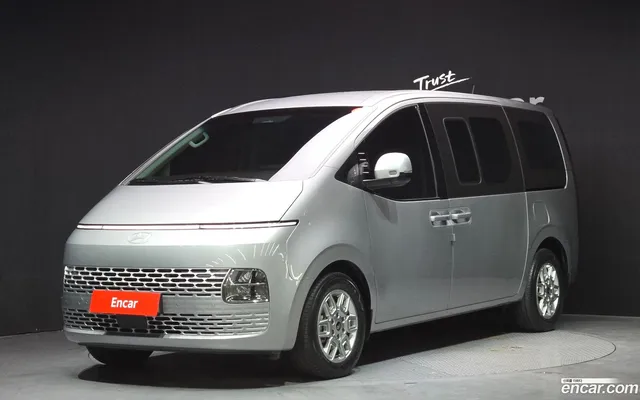 Hyundai Staria HEV 1.6 5 — миниатюра 1