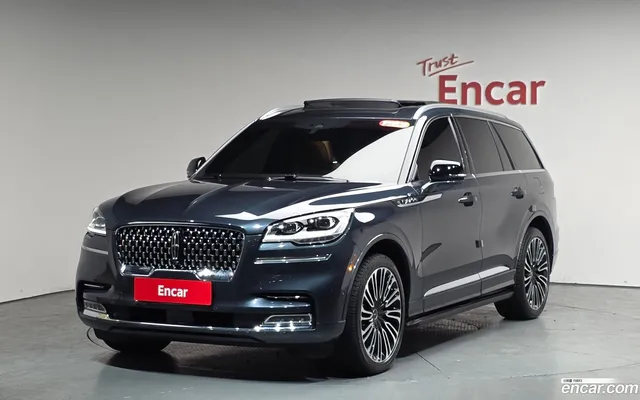 Lincoln Aviator 3.0 AWD — миниатюра 1