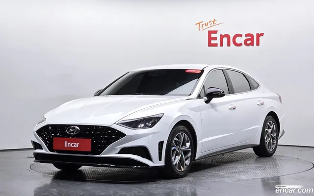 Hyundai Sonata (DN8) 2.0 — миниатюра 1