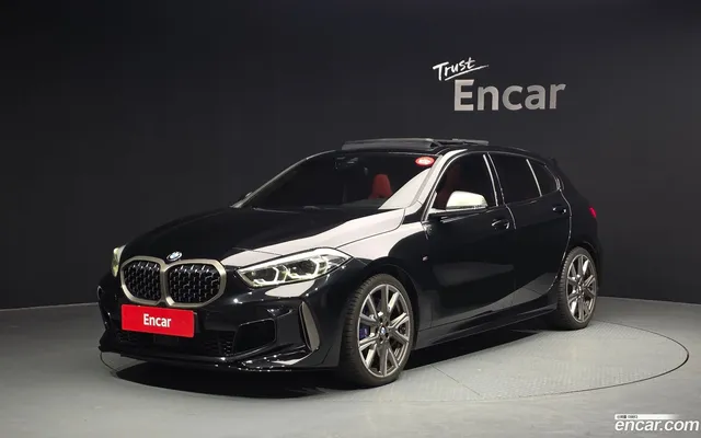 BMW 1 Series (F40) M135i xDrive — миниатюра 1