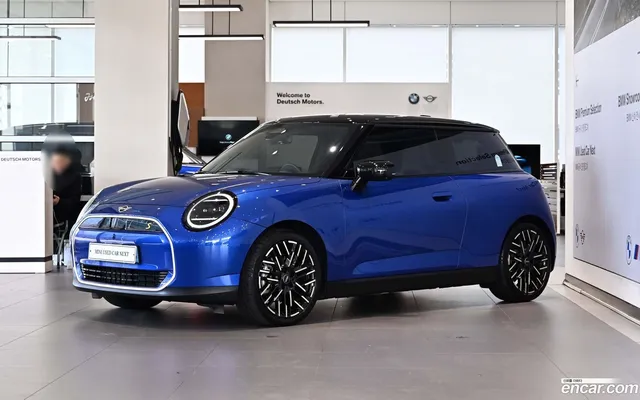 MINI 4 SE — миниатюра 1