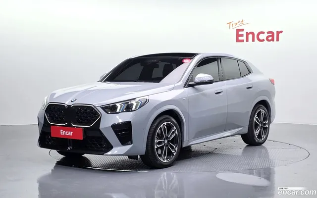 BMW X2 (U10) xDrive20i M — миниатюра 1