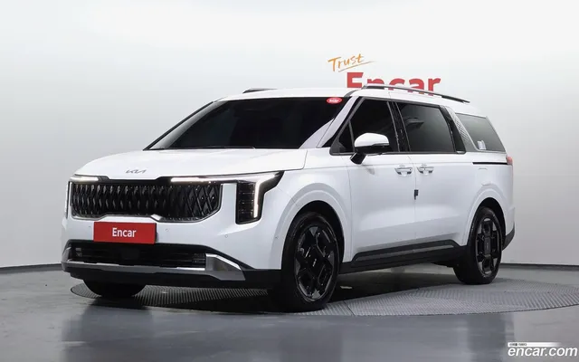 Kia Carnival HEV 9 — миниатюра 1