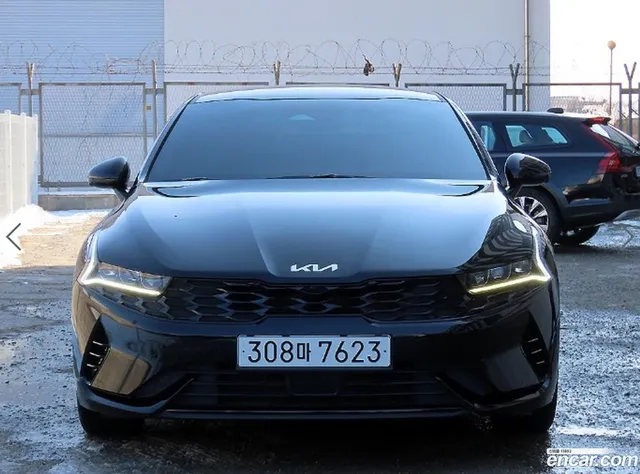 Kia K5 Hybrid — миниатюра 1