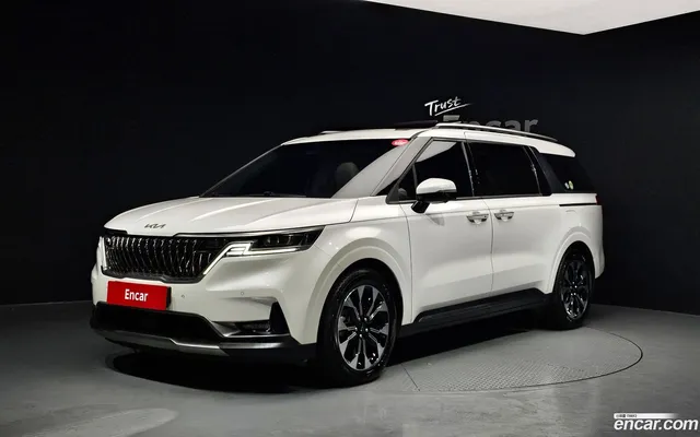 Kia Carnival 9 — миниатюра 1